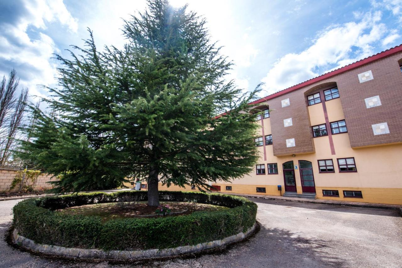 Ostello Residencia Hospital Del Rey Burgo Esterno foto